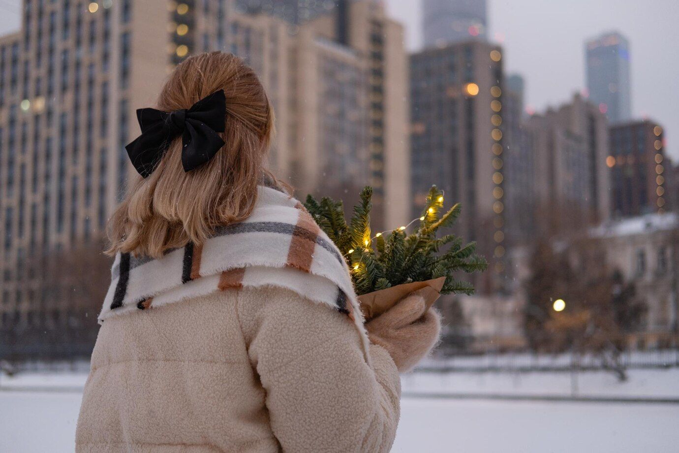 beautiful-girl-posing-street-winter-moscow_72229-1606.jpg