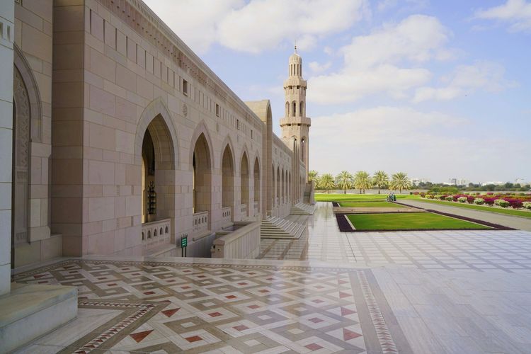 Oman Announces Historic Personal Income Tax from 2028, A GCC First