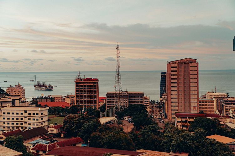 All about Sierra Leone: taxes, standard of living, business