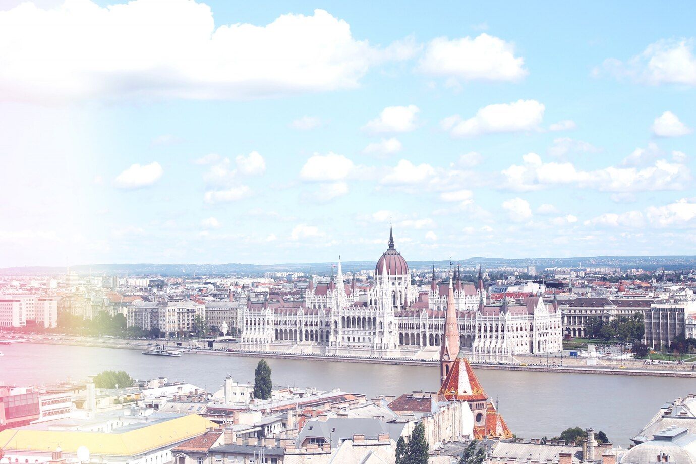 parliament-budapest_1084-57.jpg