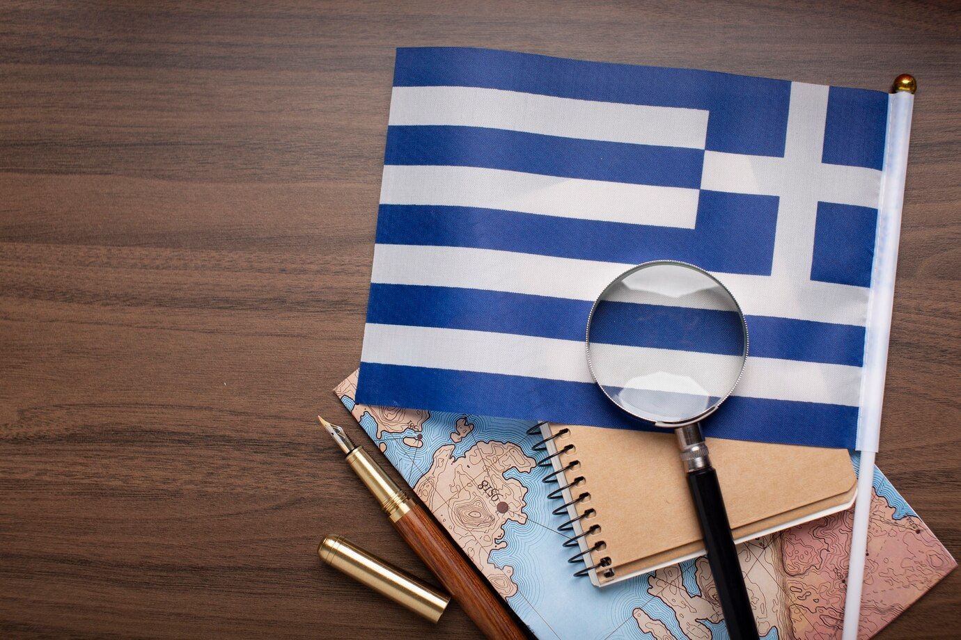 traveling-greece-concept-with-greek-flag_23-2149323145.jpg