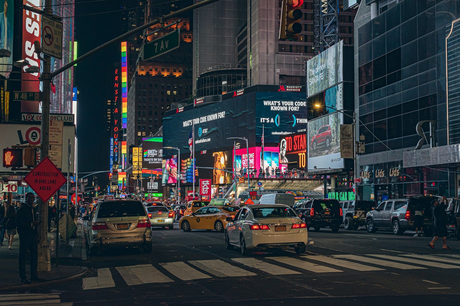 udayaditya-barua-dqfjIxQGtxU-unsplash.jpg